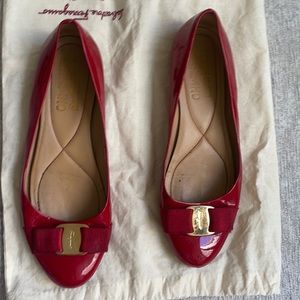 Salvatore Ferragamo red flats